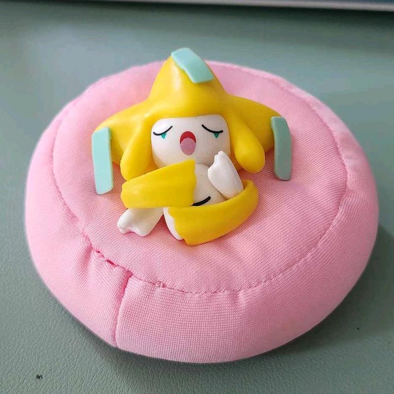 Sleeping Pokémon Figure