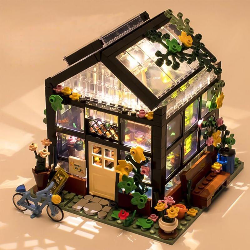 (579Pieces)Flower House Building Set,Christmas Building Blocks Toy,Greenhouse Model Building Block Set Playset,Garden House Model,Flower Shop Building Kits,with Beautiful Christmas Gift Box Toys for Boys Girls and Building Lover