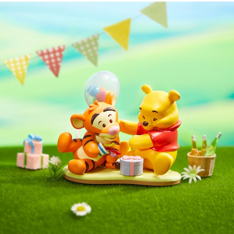 Disney Winnie the Pooh Old Friends Party Series, Blind Box, Mystery Box