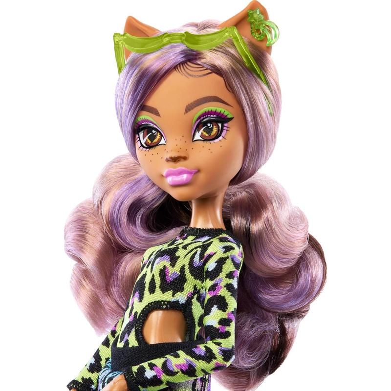 Monster High Scare-adise Island Draculaura Doll with Swimsuit, Sarong & Beach Accessories Like Hat, Sunscreen & Tote