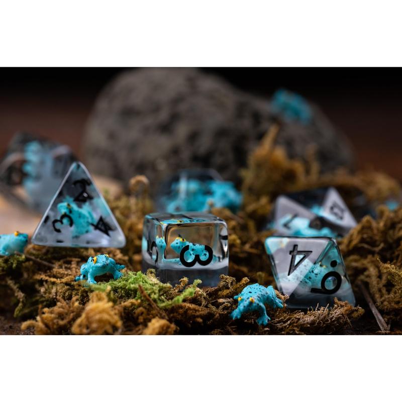 DnD dice sets: Cute Blue Frog Dice Set: Darts of Death Polyhedral DnD Dice - Perfect Gift for Dungeons and Dragons Players