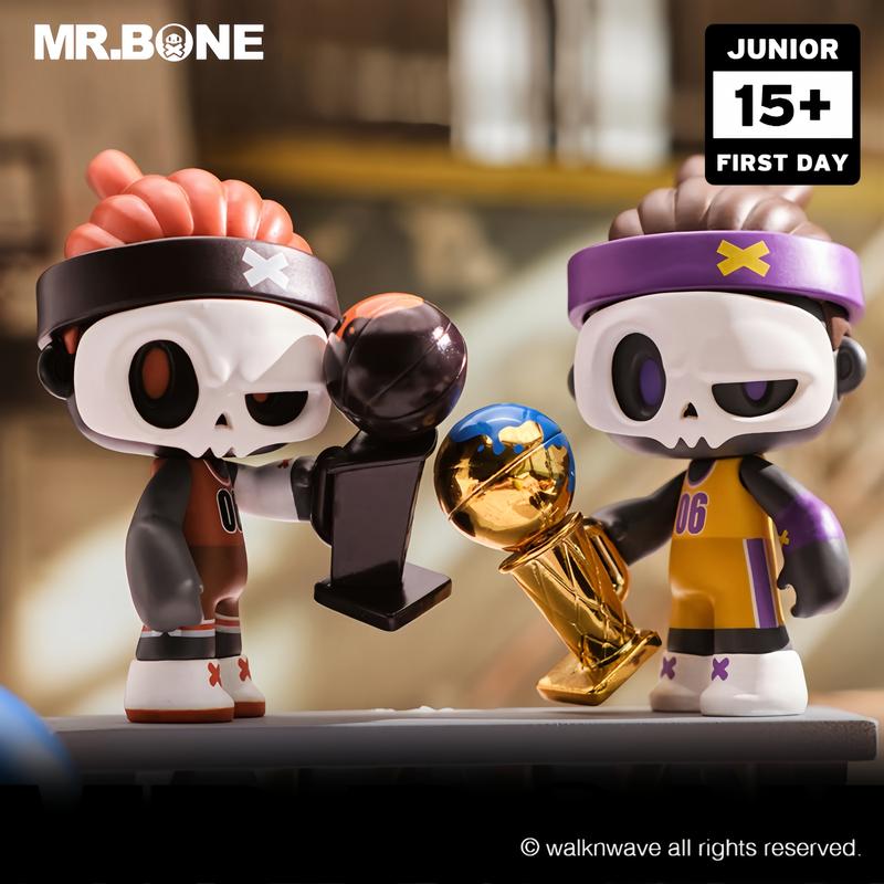 MR.BONE MINI Series Second Generation: A Journey Through Time Junior First Day Game boy Blind Box,Character Figurine,designer toys,desk decoration