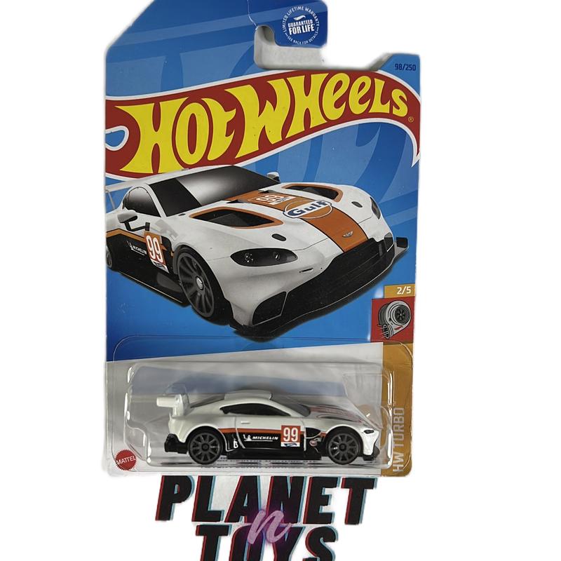 Hot wheels aston martin vantage gte diecast car - scale 1:64