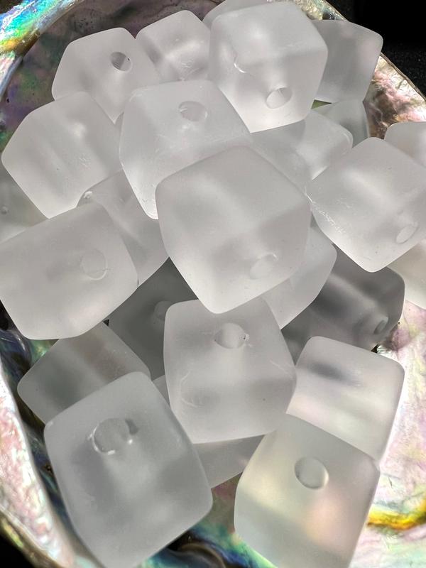 10 PCS- 14mm Silicone Touch Transparent Clear Color Cube Square Beads