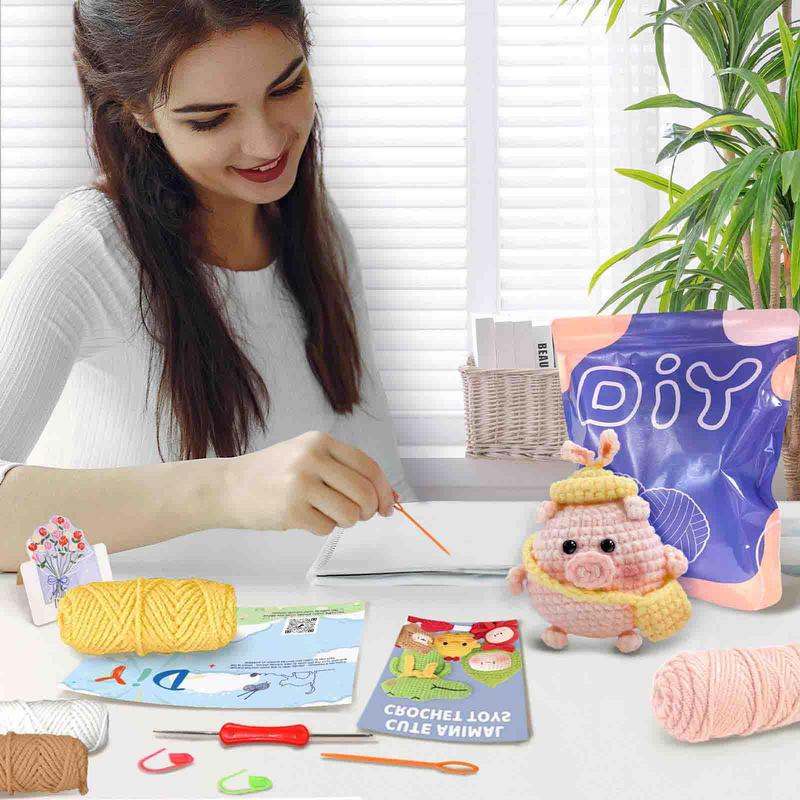 Cute Piggy Design Crochet Kit(1 Set), Including Yarn, Videos Tutorials, Crochet Tools, Stuffing, Seam Markers, Instructions & Knitting Tools