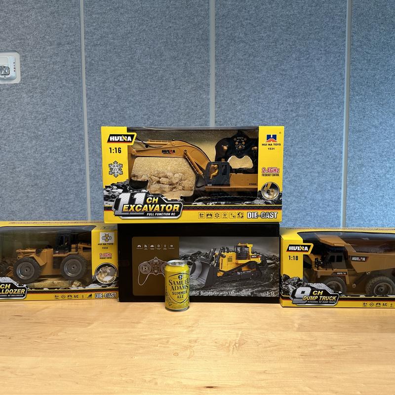 Large RC Construction Vehicles (Excavator, Bulldozer, Loader, dump truck). Educational toy gifts for boys and girls. STEM Toys