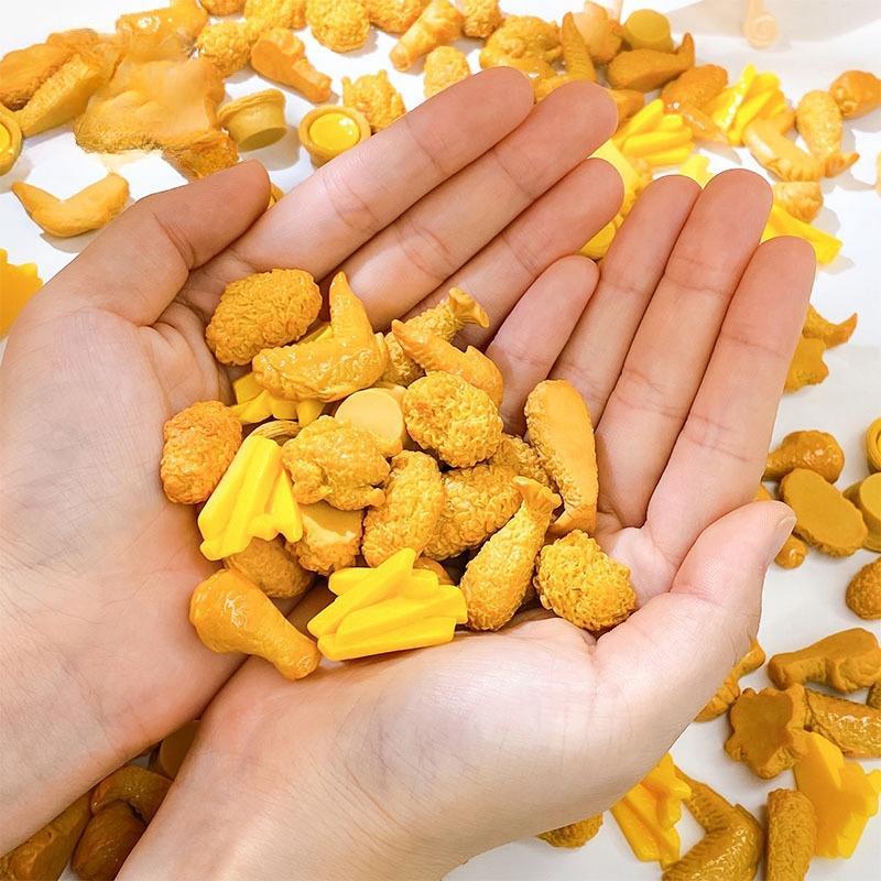 Simulation Fried Chicken Decoration, 30 50pcs Random Style Miniature Resin Ornament, DIY Decoration for Home, Fish Tank, Car, Party