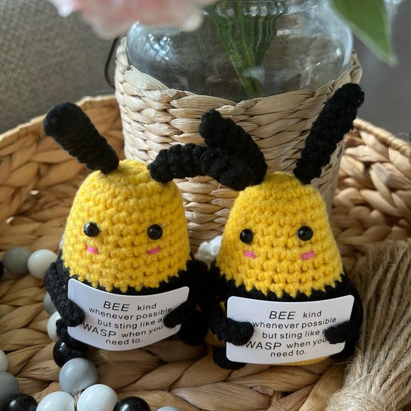 2pcs Funny Positive Bee Mini Crochet Plush Bee with Positive Affirmation Card