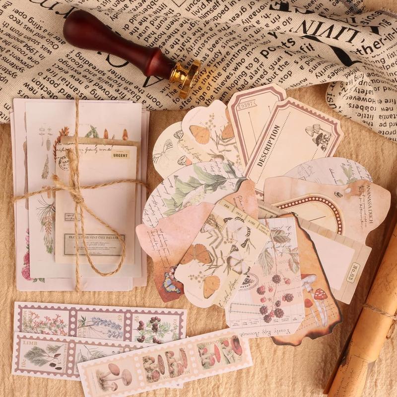 200Pcs Vintage Scrapbook Stickers, Aesthetic Junk Journal Stamping Supplies Kit, Scrapbooking Ephemera Washi Paper for Bullet Journaling Planners Diary Collage