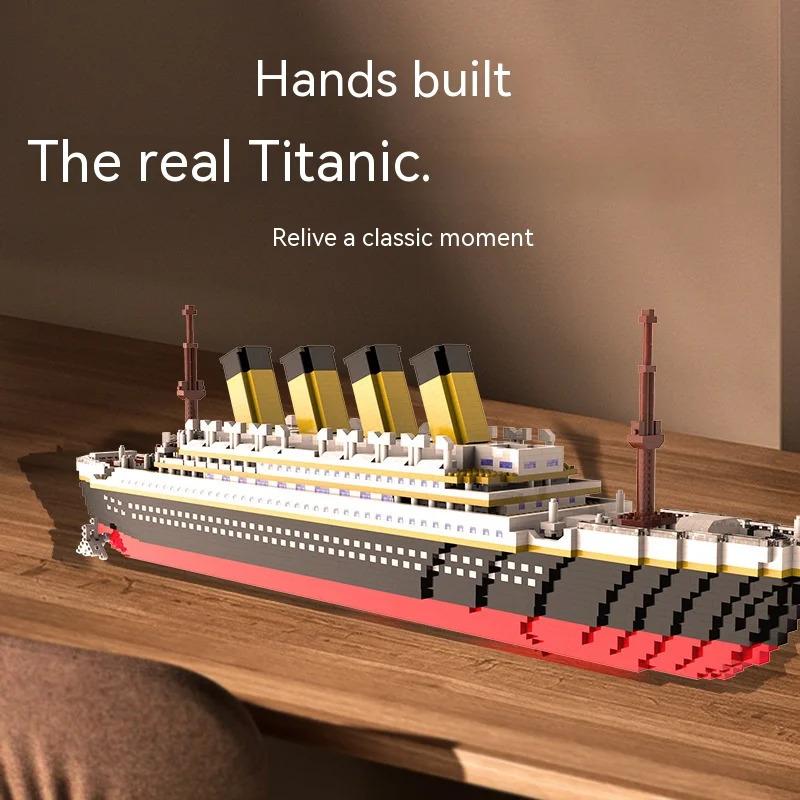 Titanic Giant Ship Boat Building Blocks Luxury Iceberg Cruise Wreck Set Micro City DIY Model Bricks Toys For Children Adult Gift