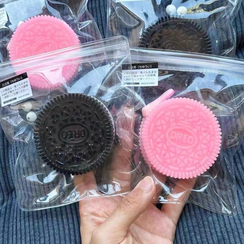 Pink Cookie Squishy,Taba Squishy Stress Relief Toy,Pinching Sandwich Simulation,Ultra-Soft Decompression Venting Toy(Black+Pink)