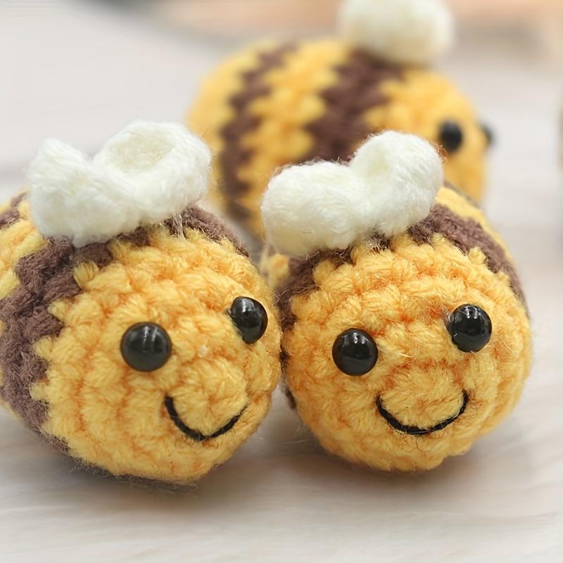 Cute Bee Design Mini Crochet Ornament, 3 Counts Handmade Crochet Bee Decoration, Crochet Decoration for Home Office Desk, Gift for Friend