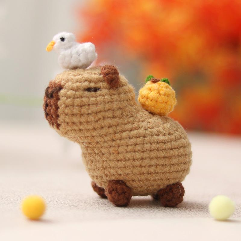 Cute Capybara Design Crochet Kit, 1 Set DIY Handmade Knitting Kit with Accessories, Knitting Supplies for Home Decor